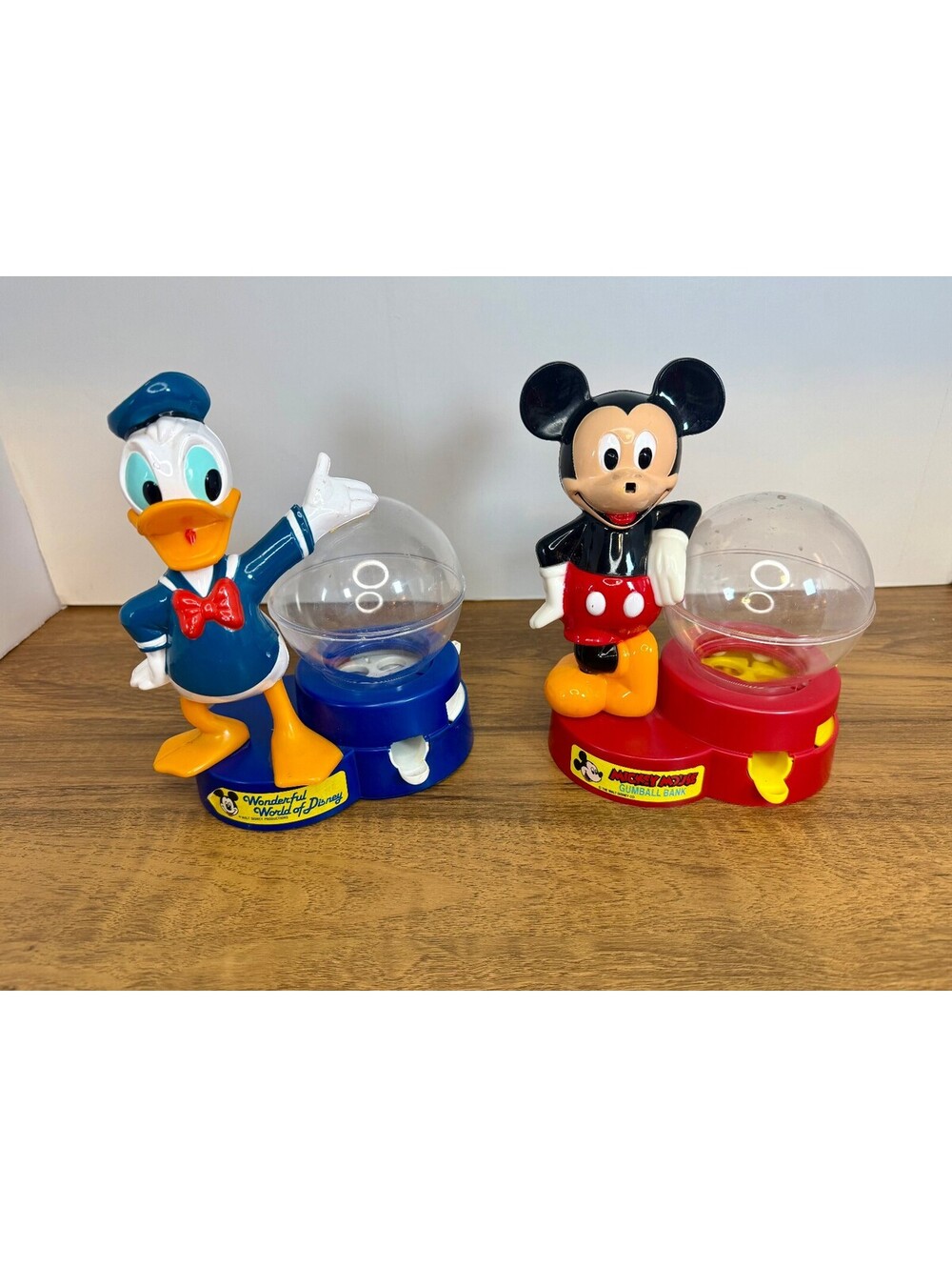 Vintage 1986 Disney Mickey Mouse Donald Duck Gumball BanksWonderful World Disney